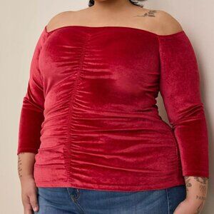 Torrid  Stretch Velvet Shirred Front Off The Shoulder Top RED 3x NEW Nwt